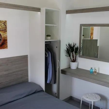 The Camp By Maggiore Village de vacances *